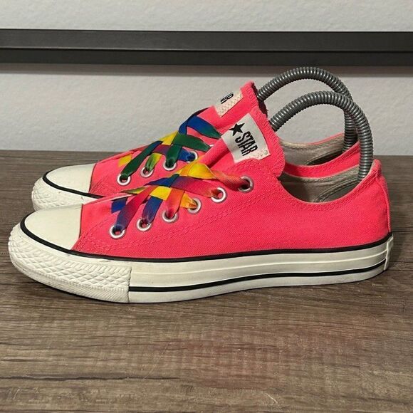 Converse Chuck Taylor All-Star Low Top Women’s Size 7 Pink - Picture 1 of 8